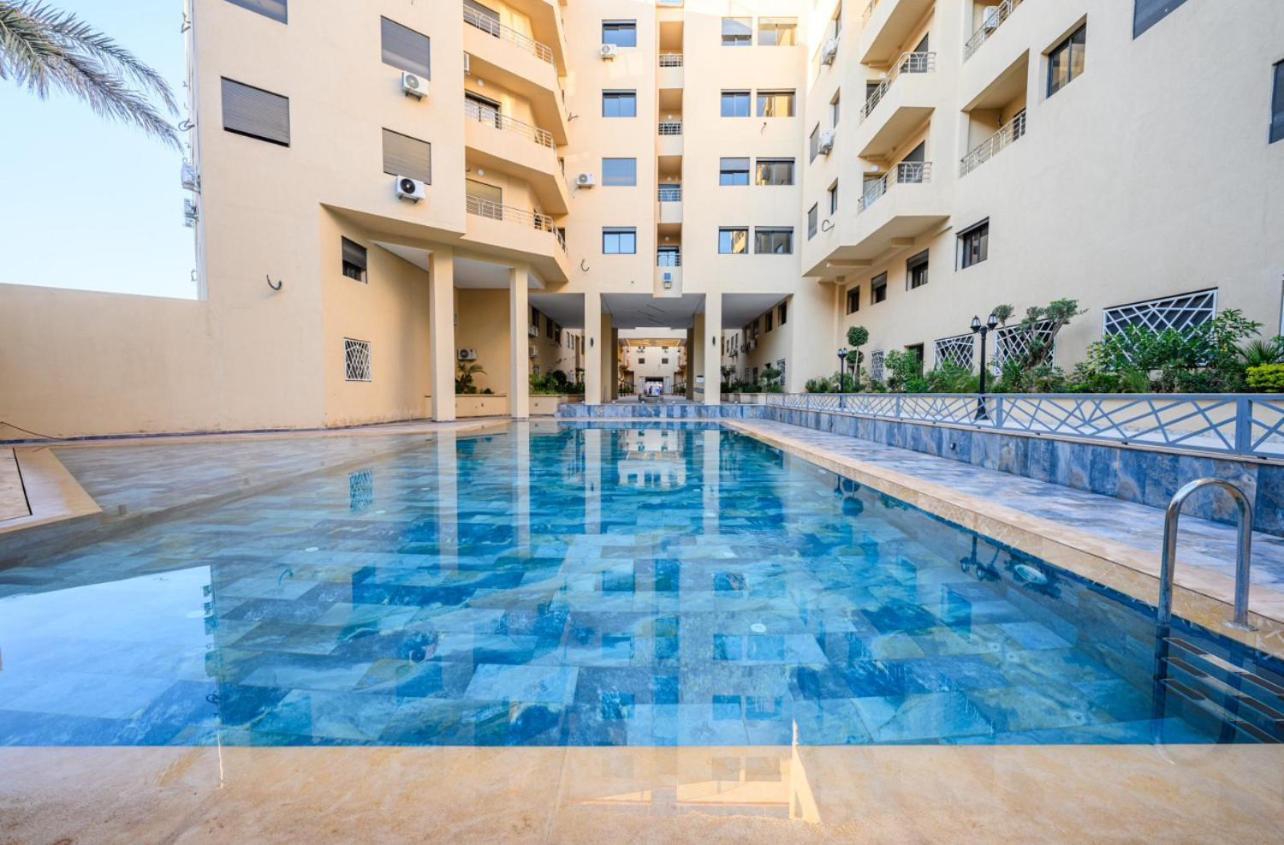 3 Avec Piscine شقة